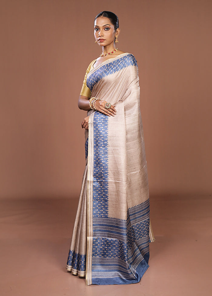 Cream Tussar Silk Saree With Blouse Piece