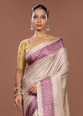 Cream Tussar Silk Saree With Blouse Piece