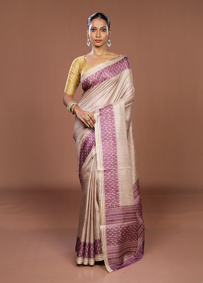 Cream Tussar Silk Saree With Blouse Piece