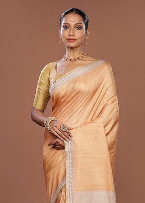 Cream Tussar Silk Saree With Blouse Piece