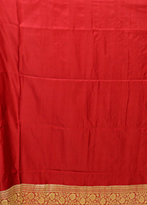 Red Handloom Banarasi Pure Silk Saree With Blouse Piece