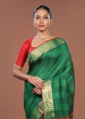 Green Dupion Silk Saree With Blouse Piece