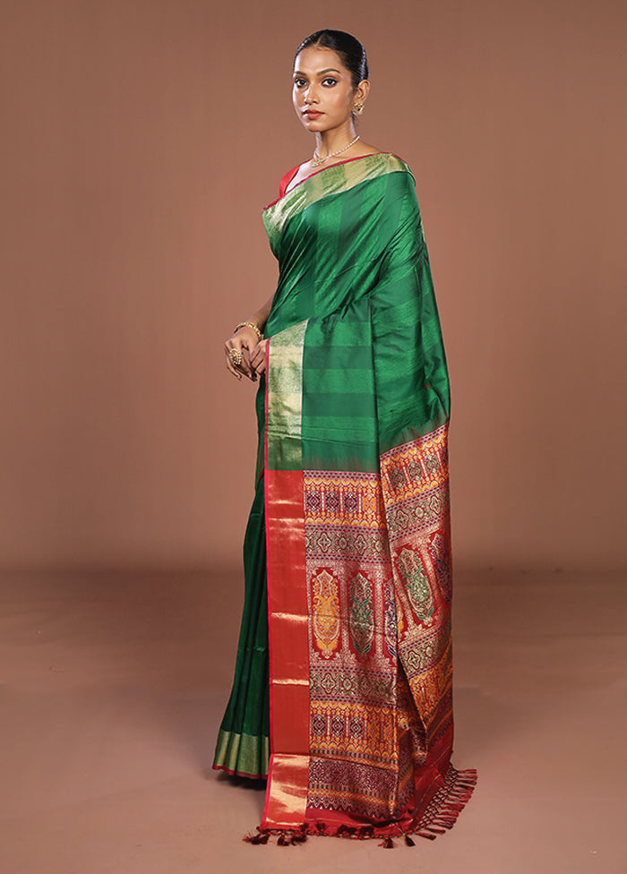Green Dupion Silk Saree With Blouse Piece