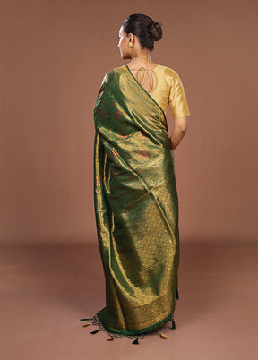 Green Dupion Silk Saree With Blouse Piece