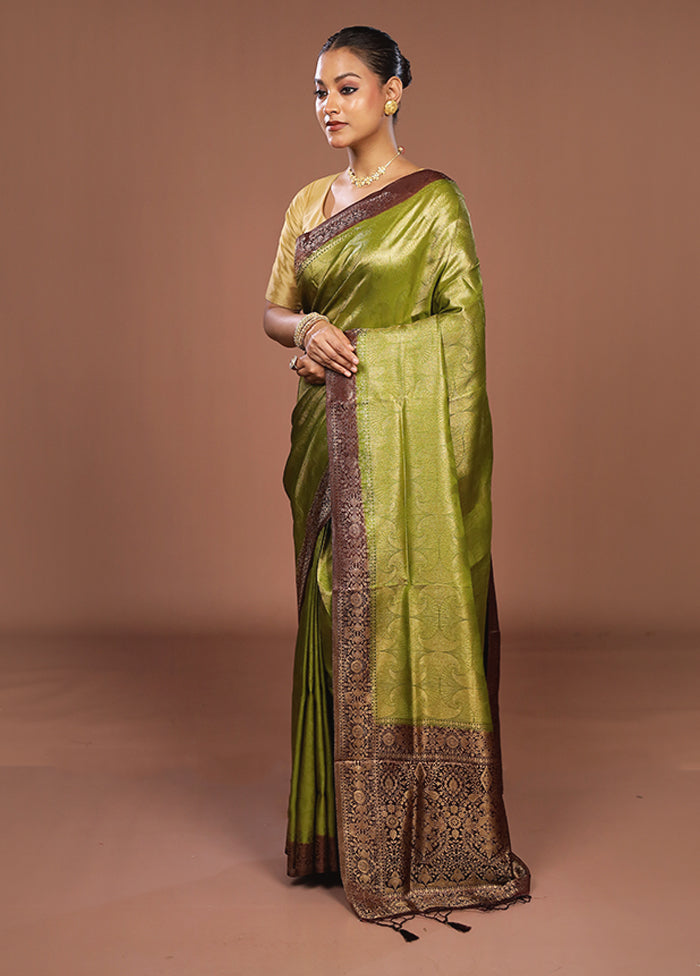 Green Dupion Silk Saree With Blouse Piece