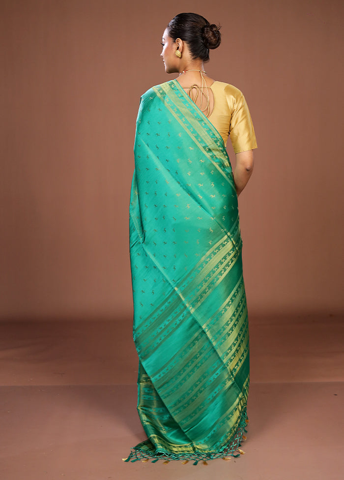 Green Dupion Silk Saree With Blouse Piece