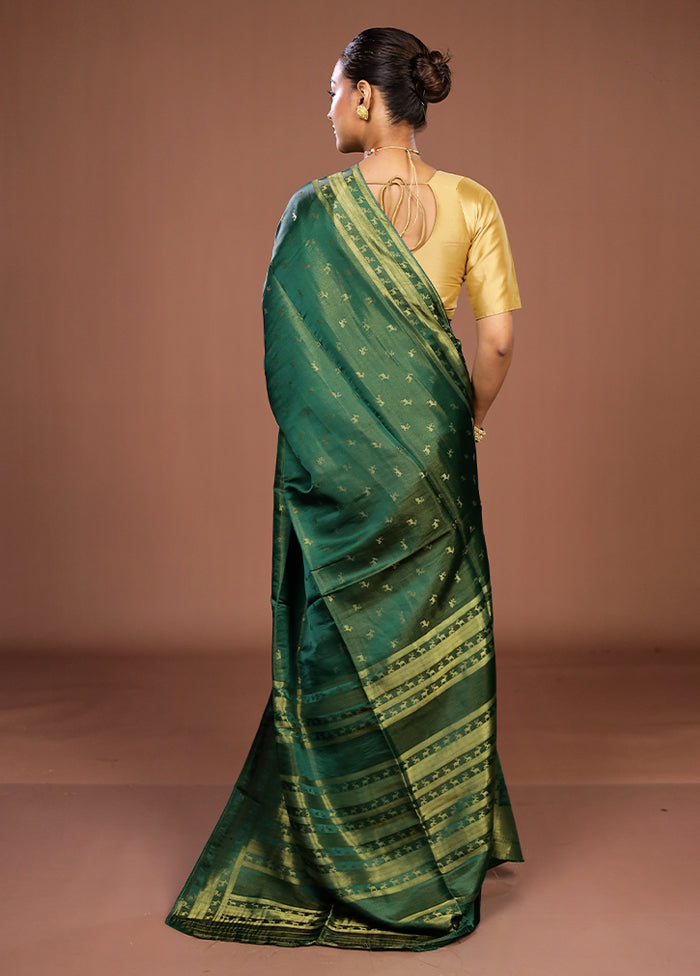 Green Dupion Silk Saree With Blouse Piece