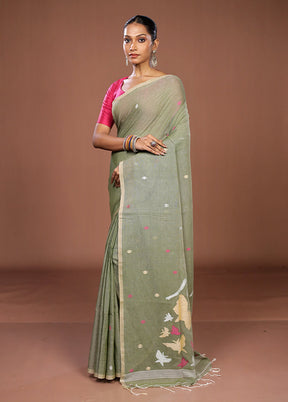 Green Matka Silk Saree With Blouse Piece
