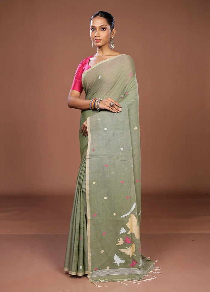 Green Matka Silk Saree With Blouse Piece