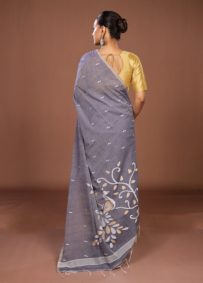 Grey Matka Silk Saree With Blouse Piece