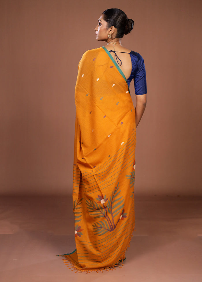 Yellow Matka Silk Saree With Blouse Piece