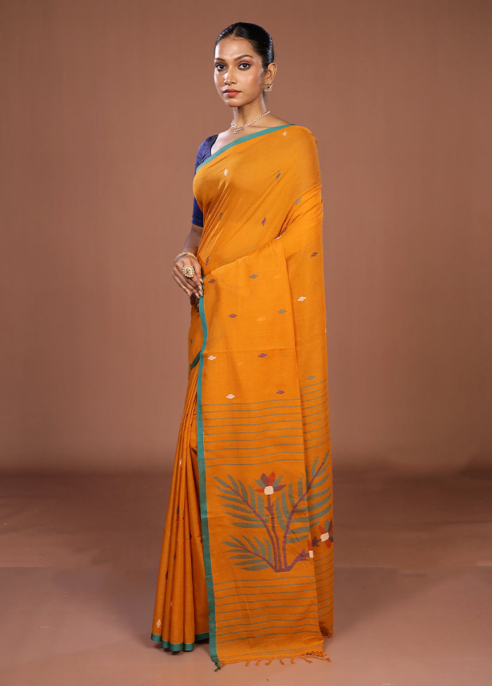 Yellow Matka Silk Saree With Blouse Piece