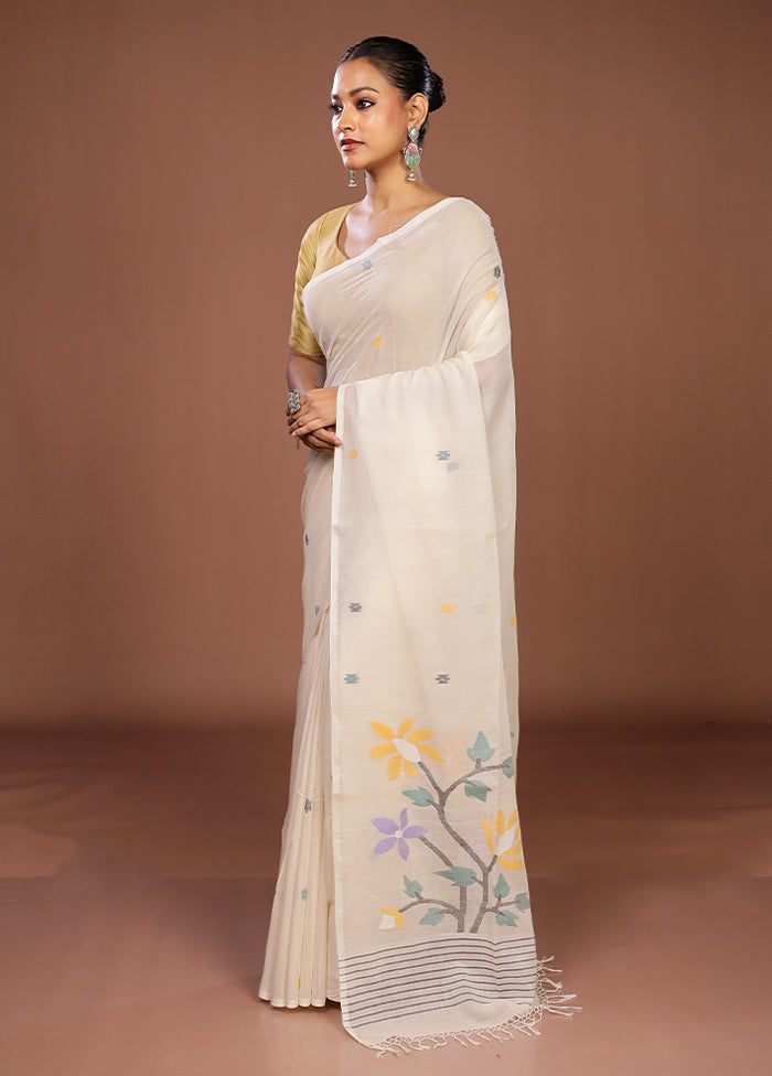 White Matka Silk Saree With Blouse Piece