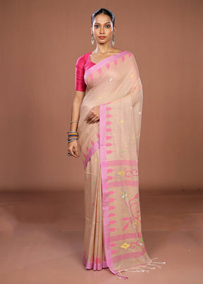Cream Matka Silk Saree With Blouse Piece