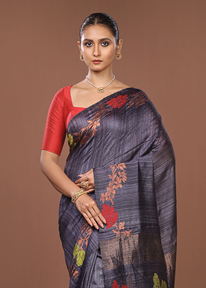 Grey Handloom Matka Pure Silk Saree With Blouse Piece