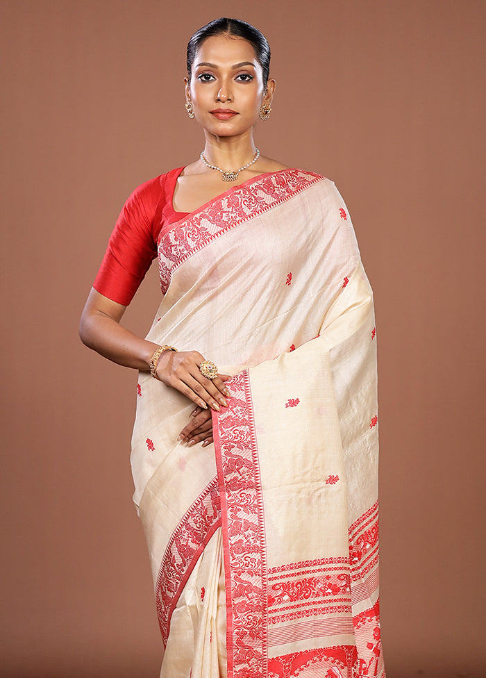Cream Handloom Tussar Pure Silk Saree With Blouse Piece