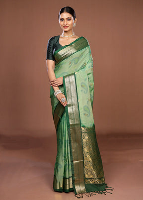Green Kanjivaram Silk Saree With Blouse Piece