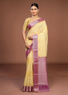 Yellow Pure Cotton Saree With Blouse Piece