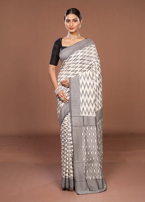 Grey Ikkat Silk Saree With Blouse Piece