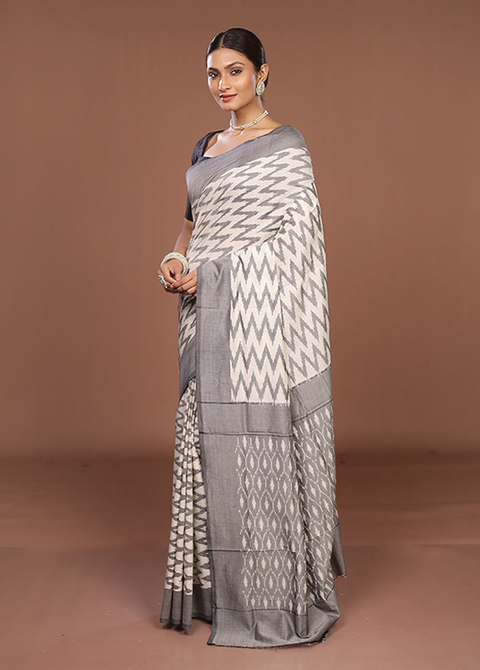Grey Ikkat Silk Saree With Blouse Piece