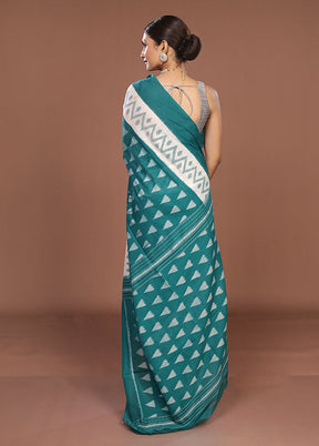 Green Ikkat Silk Saree With Blouse Piece