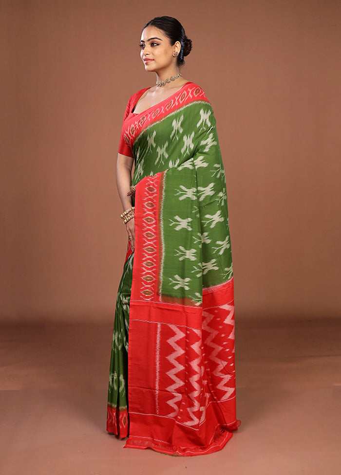 Green Ikkat Cotton Saree With Blouse Piece