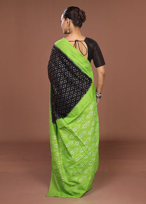 Black Ikkat Silk Saree With Blouse Piece