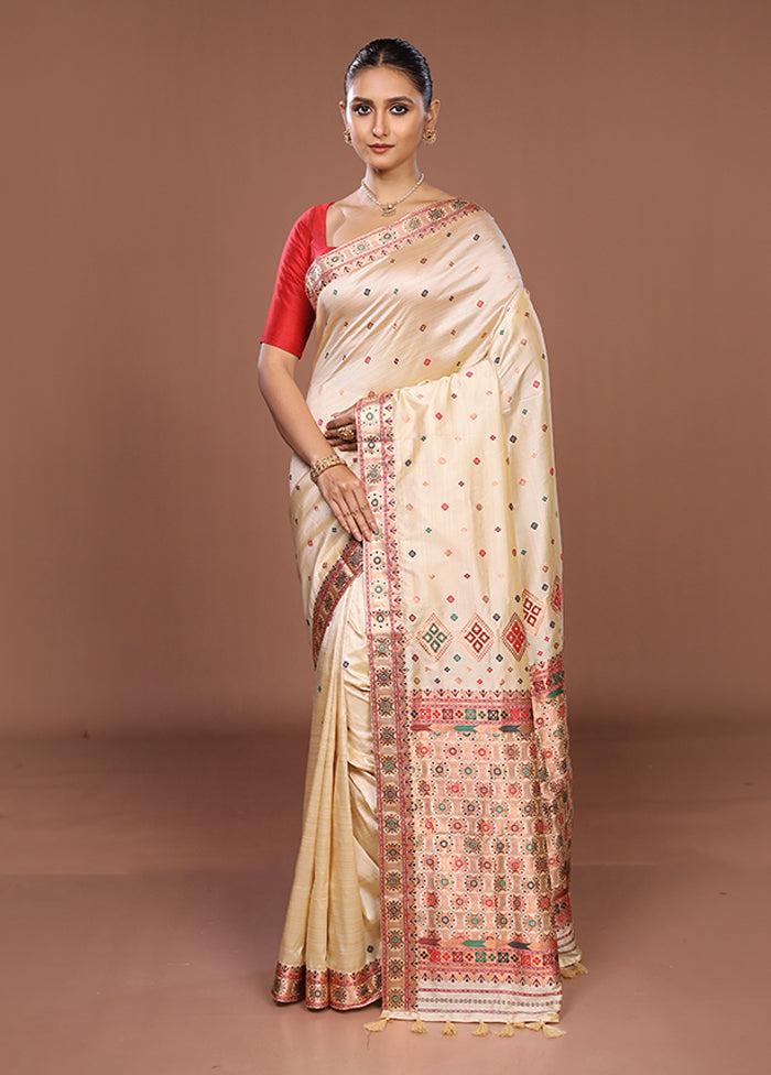Cream Assam Silk Saree With Blouse Piece