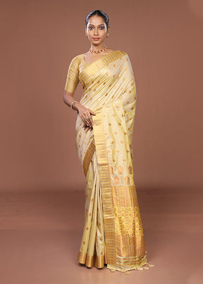 Cream Assam Silk Saree With Blouse Piece