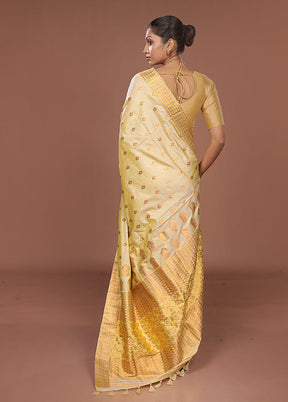 Cream Assam Silk Saree With Blouse Piece