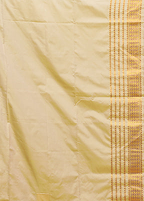Cream Assam Silk Saree With Blouse Piece