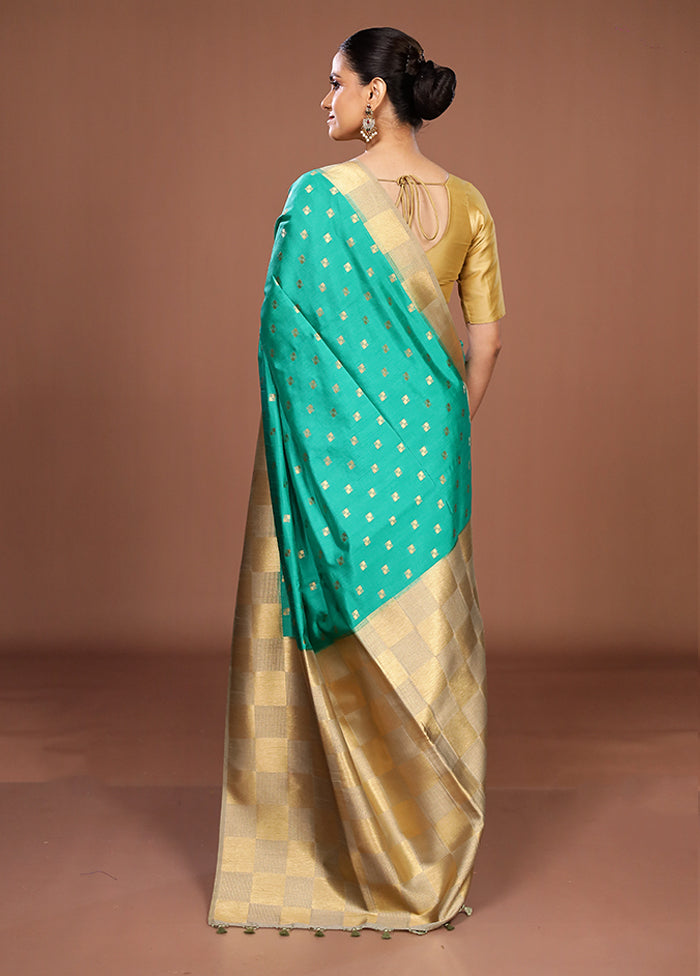 Green Dupion Silk Saree With Blouse Piece