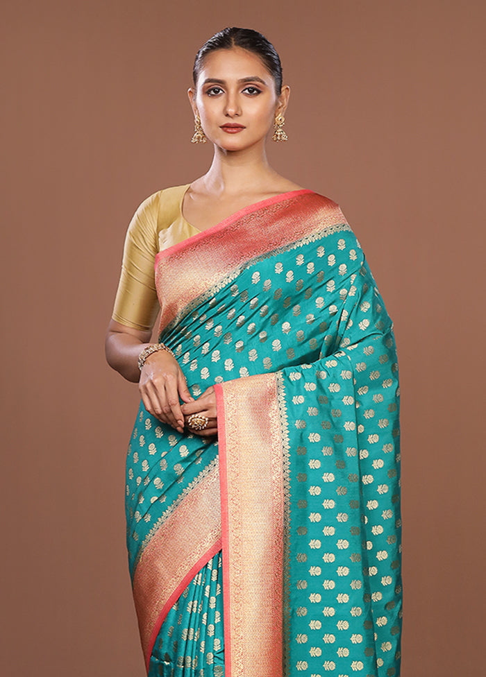 Green Dupion Silk Saree With Blouse Piece