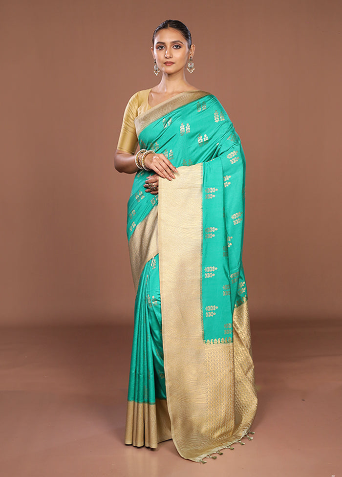 Green Dupion Silk Saree With Blouse Piece