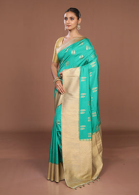 Green Dupion Silk Saree With Blouse Piece