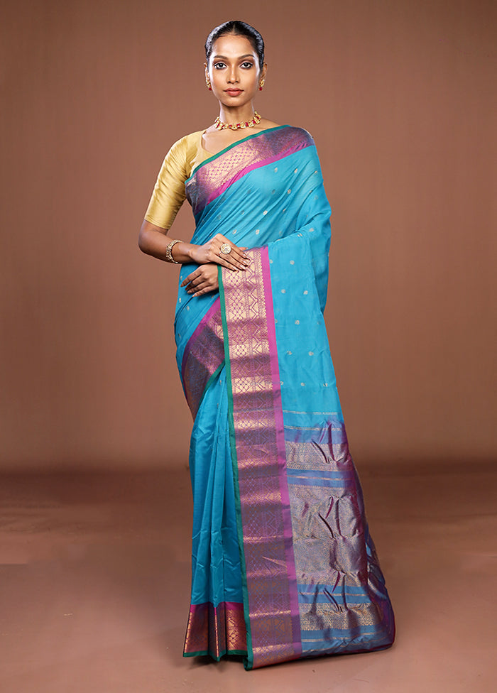 Blue Gadwal Pure Silk Saree Without Blouse Piece