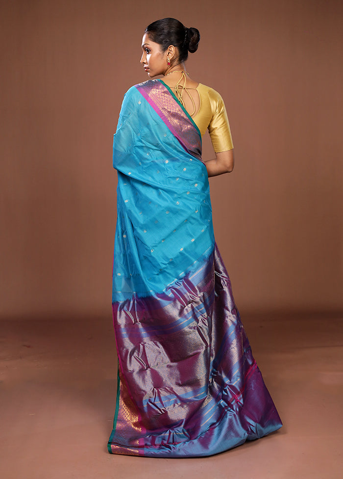 Blue Gadwal Pure Silk Saree Without Blouse Piece