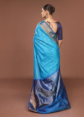 Blue Gadwal Pure Silk Saree Without Blouse Piece