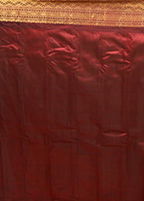 Red Gadwal Pure Silk Saree Without Blouse Piece