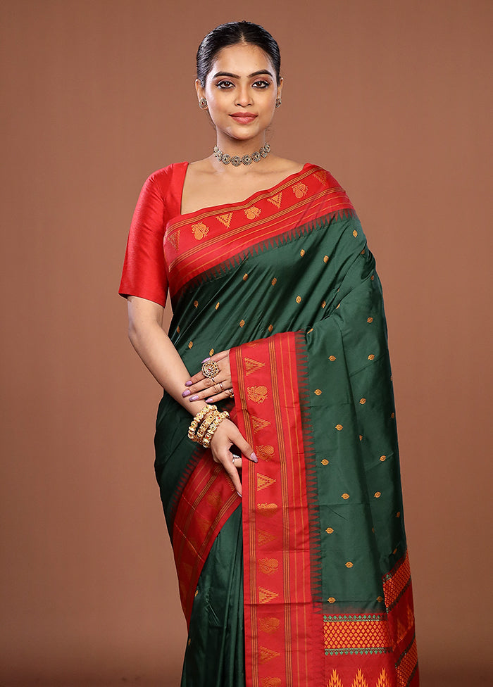 Green Kanjivaram Silk Saree With Blouse Piece