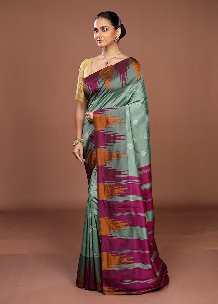 Green Kanjivaram Silk Saree With Blouse Piece
