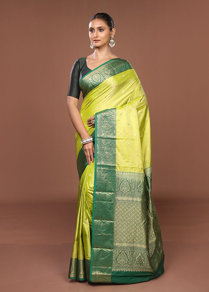 Green Kanjivaram Silk Saree With Blouse Piece
