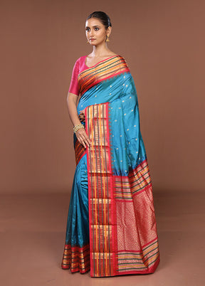 Blue Kanjivaram Silk Saree With Blouse Piece