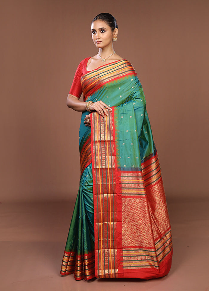 Green Kanjivaram Silk Saree With Blouse Piece
