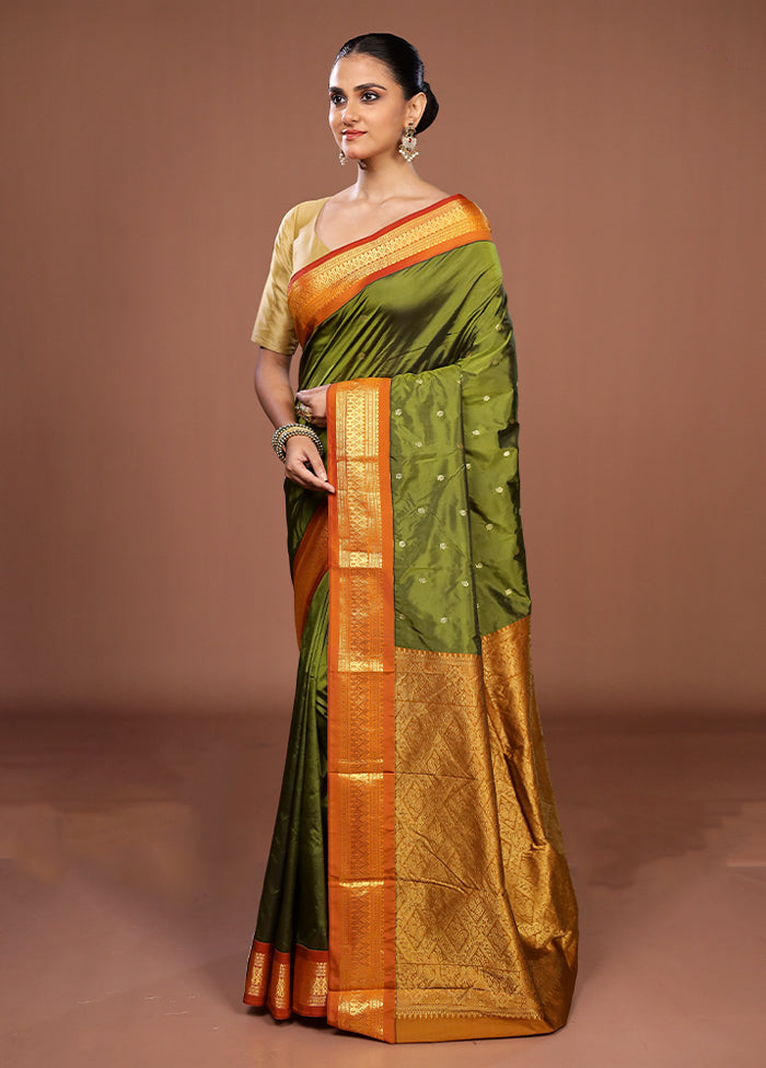 Green Kanjivaram Silk Saree With Blouse Piece