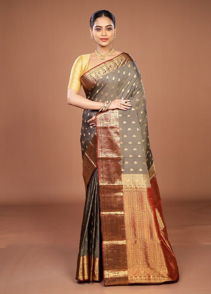 Grey Handloom Kanjivaram Pure Silk Saree With Blouse Piece