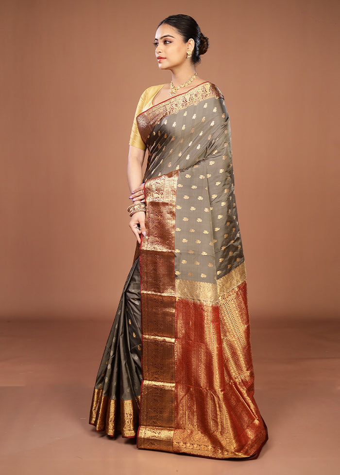 Grey Handloom Kanjivaram Pure Silk Saree With Blouse Piece