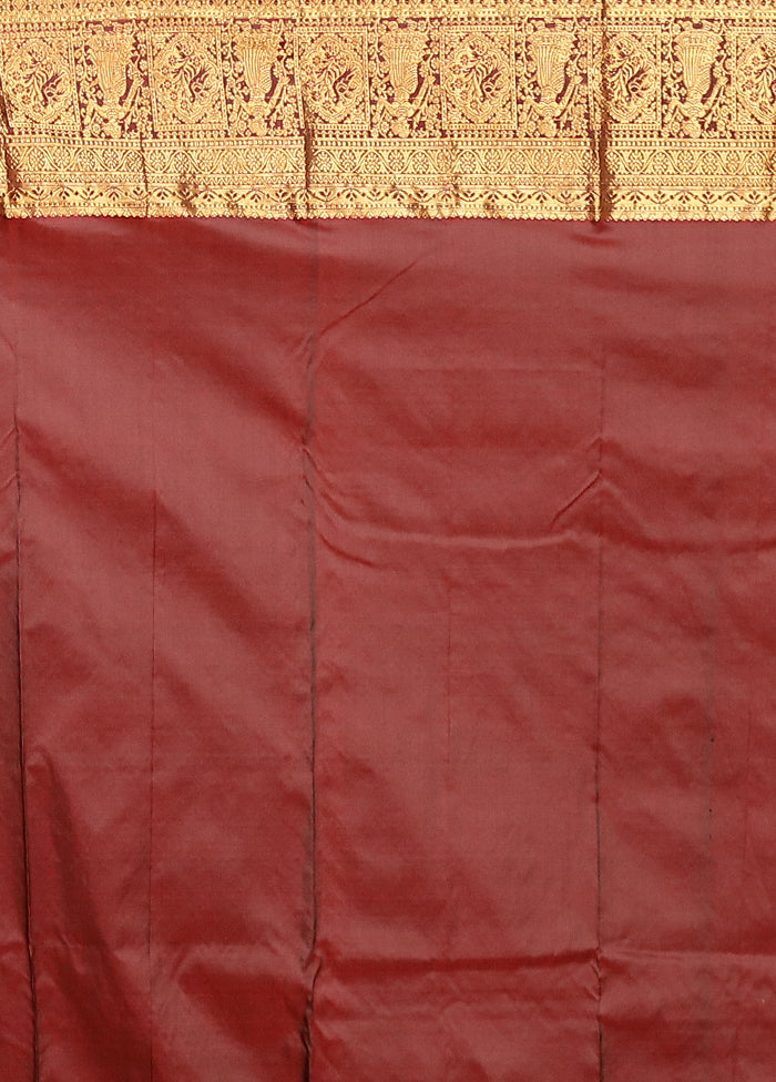 Grey Handloom Kanjivaram Pure Silk Saree With Blouse Piece