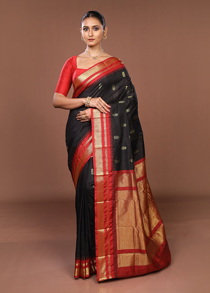 Black Kanjivaram Silk Saree With Blouse Piece