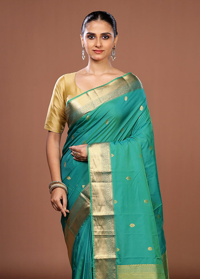 Green Kanjivaram Silk Saree With Blouse Piece